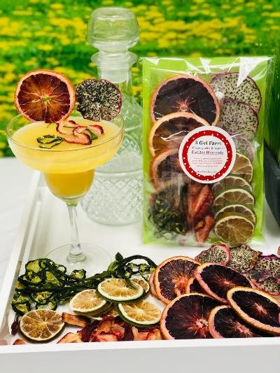 25 Piece Dried Fruit Cocktail Garnish Dragon Fruit Blood Oranges Strawberries Limes Jalapenos New Years Party Gift Infusion Mixology