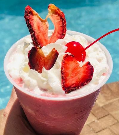 Strawberries Dehydrated Cocktail Garnish Infusion Tea Water Heart Shape, Mixology Love Home Bar Healthy Snack Holiday Gifts Valentines