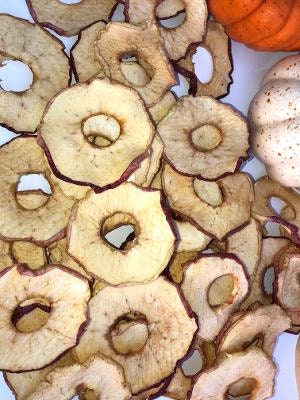 Dried Apple Slices Cocktail Garnish Infusion Mixology Bar Supplies Holiday Gifts Hot Toddy Snacks Tea Infusion Crafting Fall Drinks